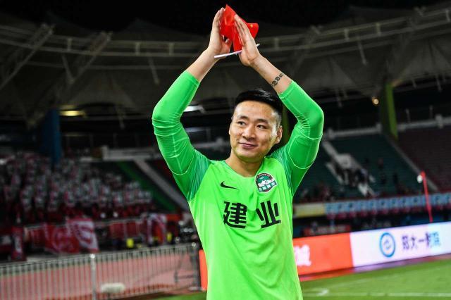 1708558775864039094.jpg 开云APP-【早报】零射正!兵工厂败走巨龙