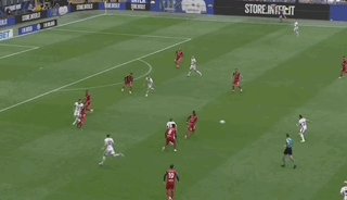 1744500405285008908.gif 开云-【意甲】阿瑙+劳塔罗破门,国际米兰3比1卡利亚里