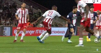 1666389892809037472.gif 开云官网-【法甲】梅西姆巴佩相互传射3球 巴黎客场3比0胜