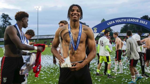 开云在线-事不过四 本菲卡夺欧青联赛冠军 古特曼诅咒过期？