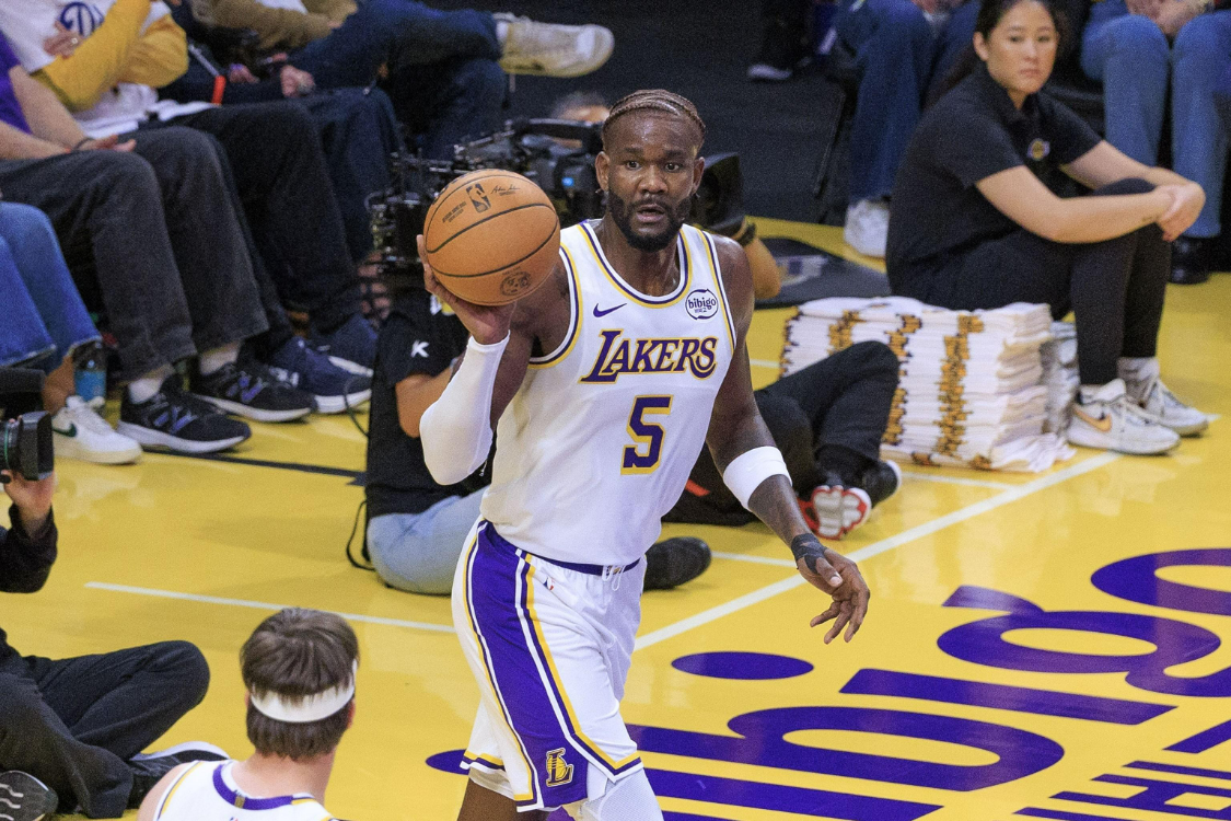 开云体育-太难了！数据全面落后，正负值-49+全队最差，艾顿，能硬一点吗？